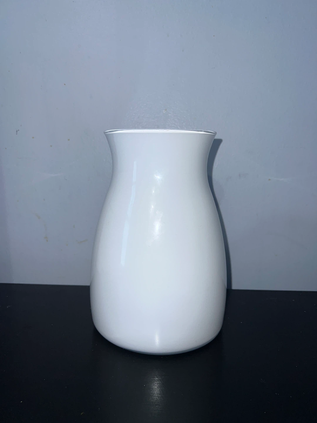 White Vase - photo 2