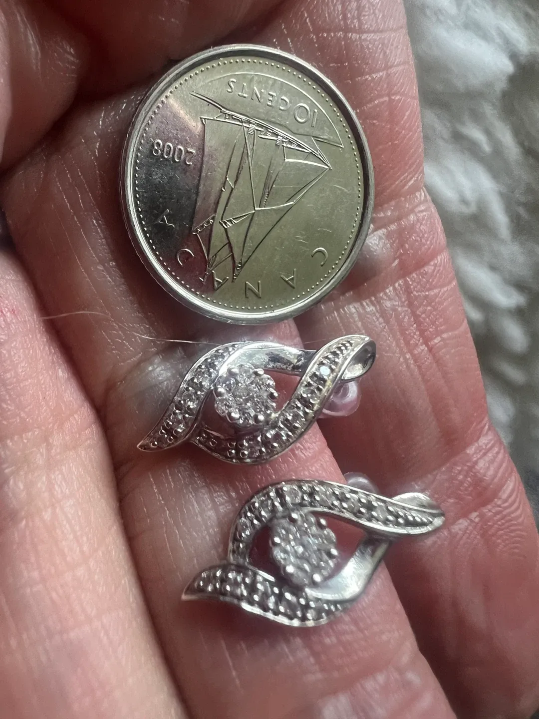 10 k diamond earrings - photo 3