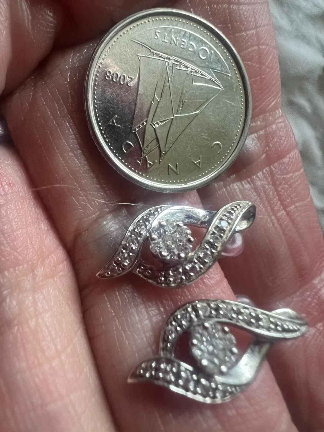 10 k diamond earrings - photo 5