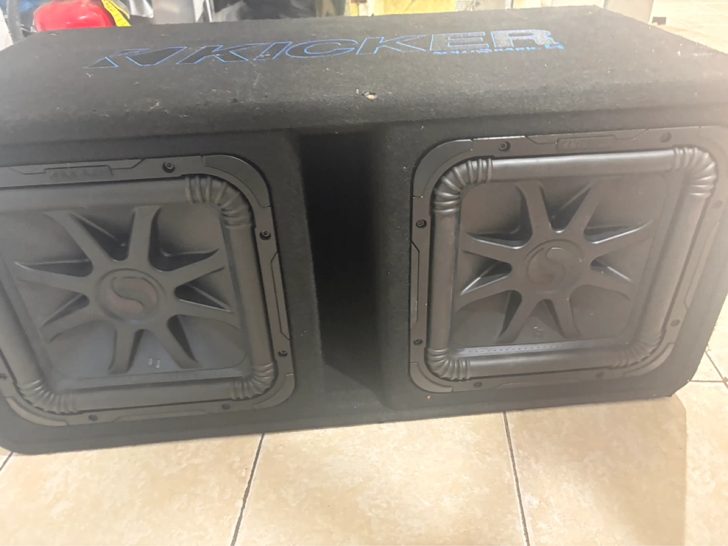 Kicker Solo-Baric L7 Dual Subwoofer Enclosure - photo 3