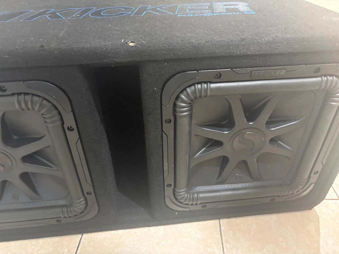 Kicker Solo-Baric L7 Dual Subwoofer Enclosure - photo 4