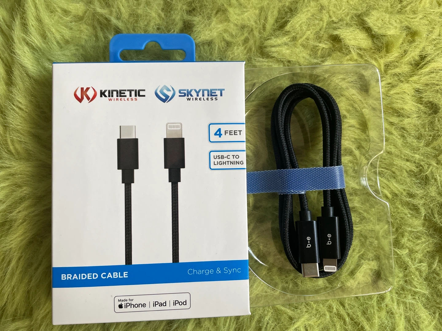Kinetic Wireless Braided USB-C to Lightning Cable - 4 Feet - photo 3