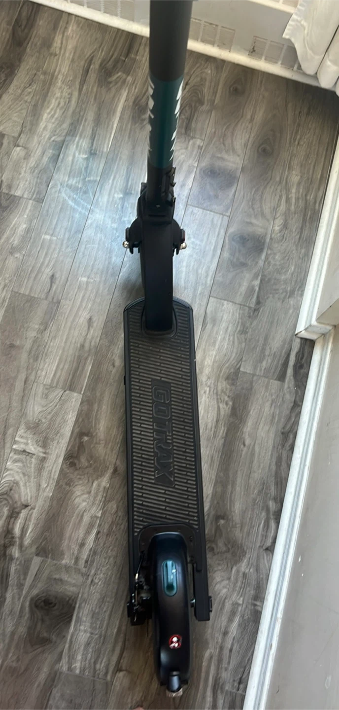 Gotrax G-Max Ultra Electric Scooter – Brand New Tire & Huge Rang - photo 2
