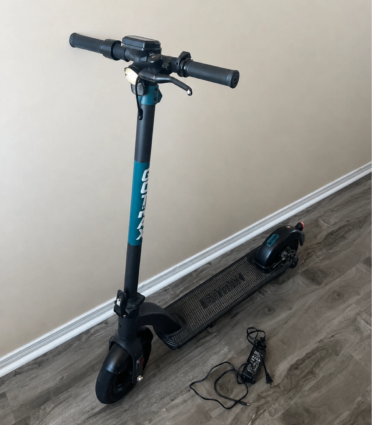 Gotrax G-Max Ultra Electric Scooter – Brand New Tire & Huge Rang