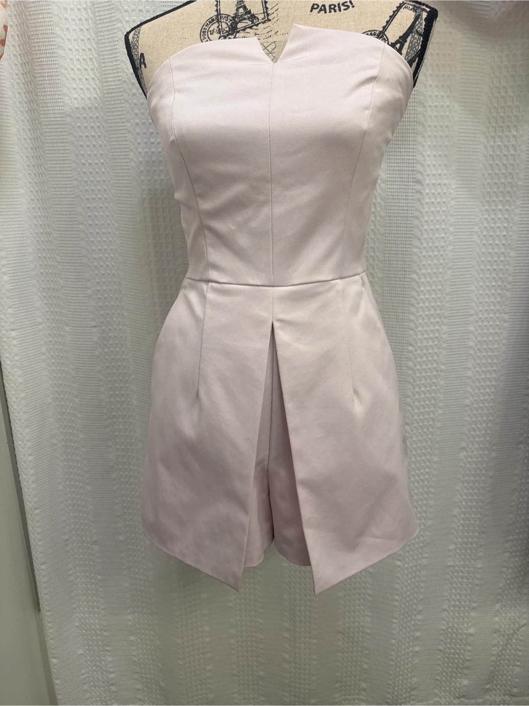 DYNAMITE Strapless Romper Size 6