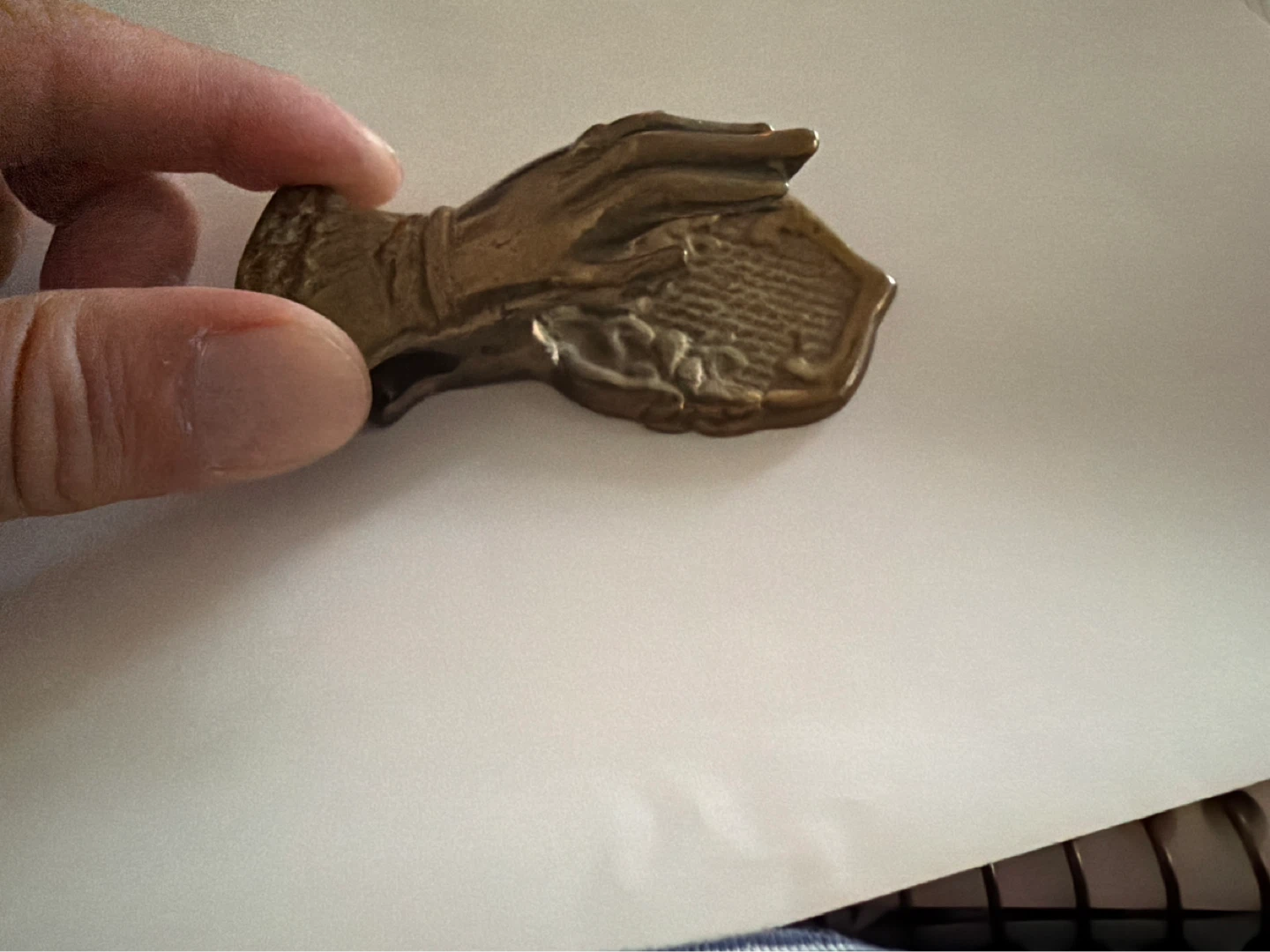Vintage Solid Brass Hand Figurine Paperweight - photo 3