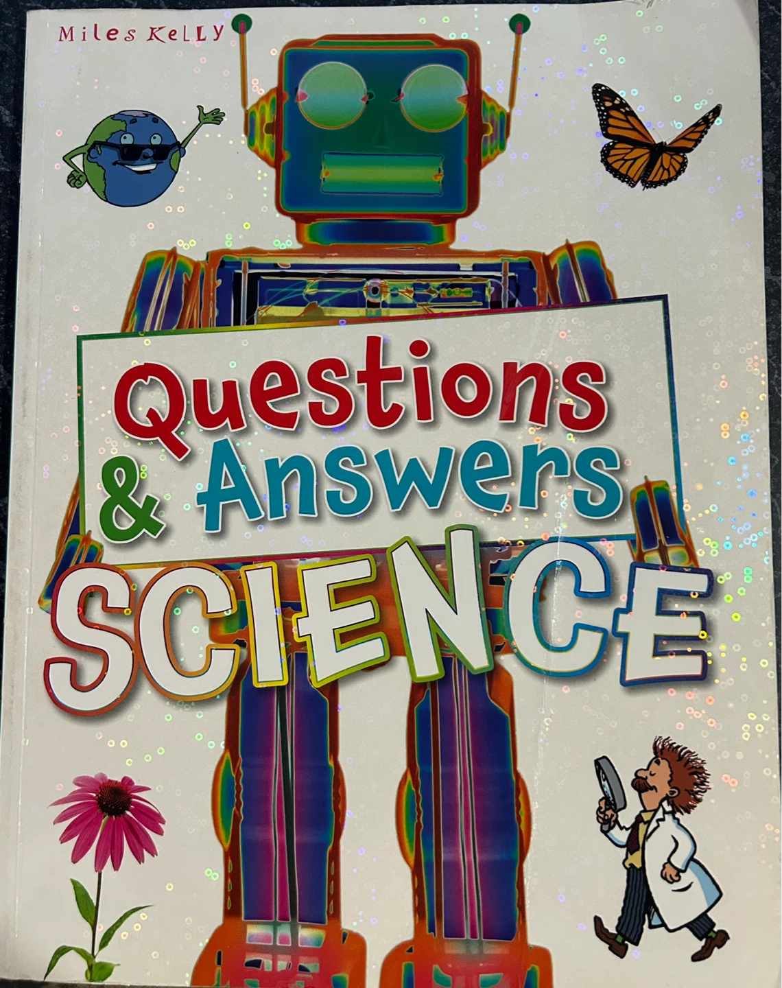 Questions & Answers Science Book by Miles Kelly