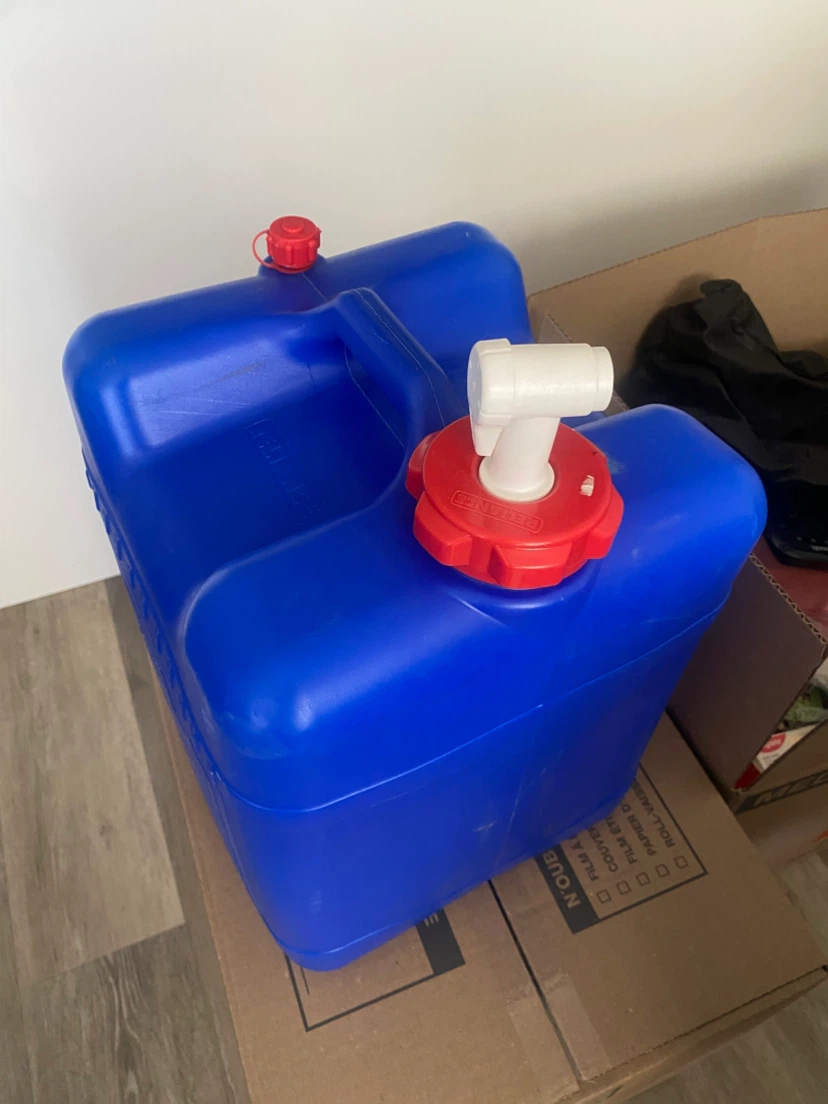Aqua-Tainer Blue Water Carrier