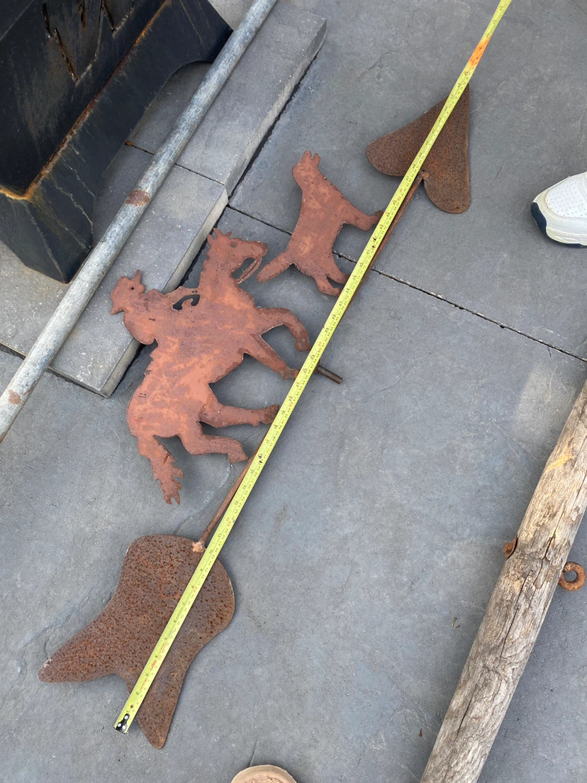 Rusty Metal Weathervane with Horse and Dog Silhouette - photo 4