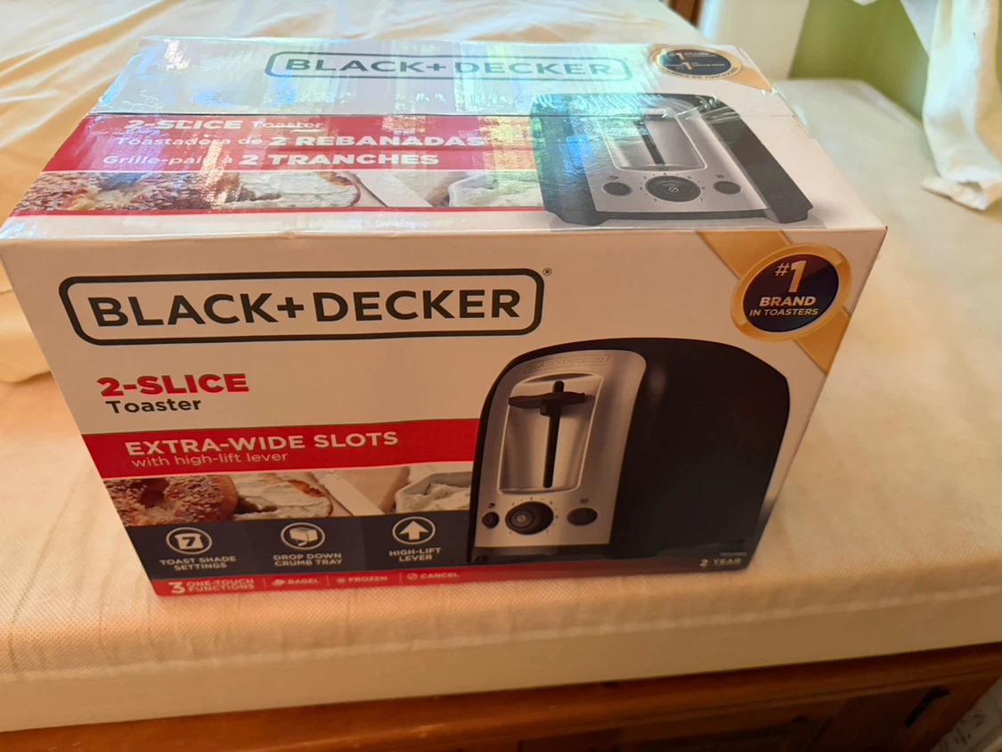 NEW Black+Decker 2-Slice Toaster with Extra-Wide Slots