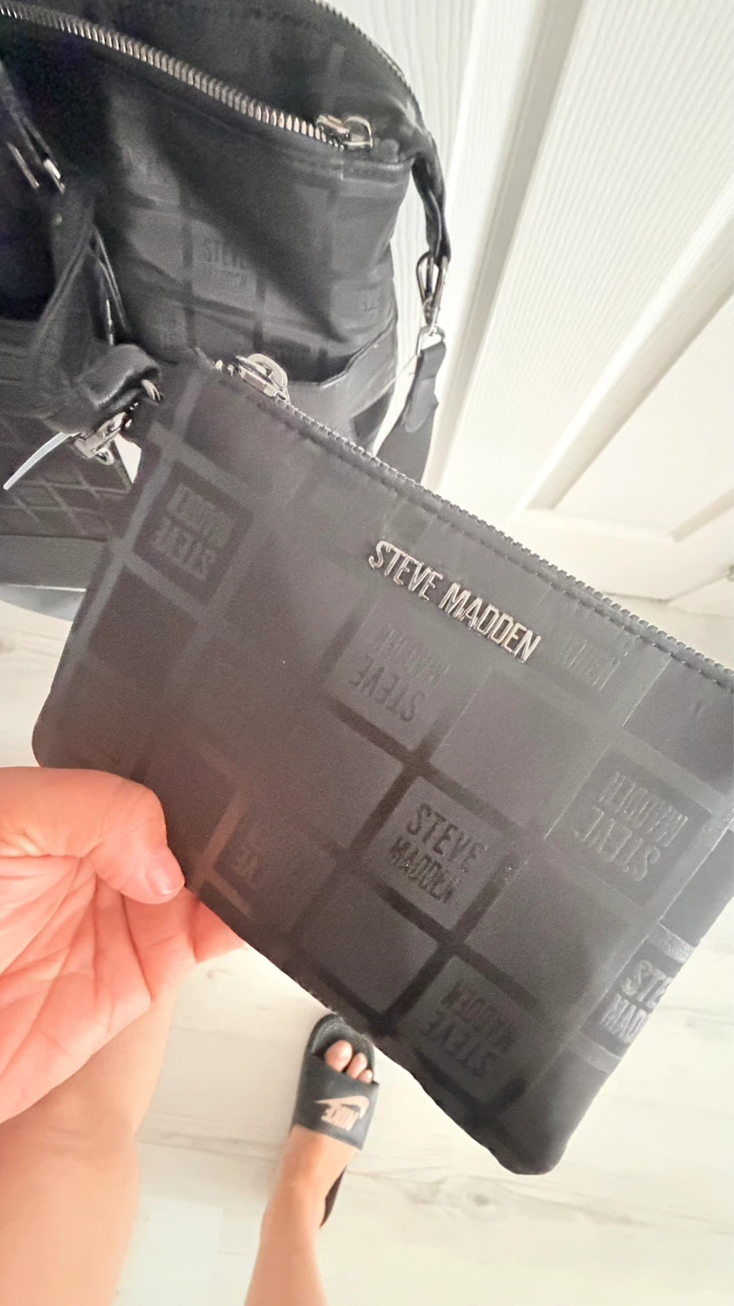Steve Madden Black Logo Weekender Bag with Pouch - photo 3