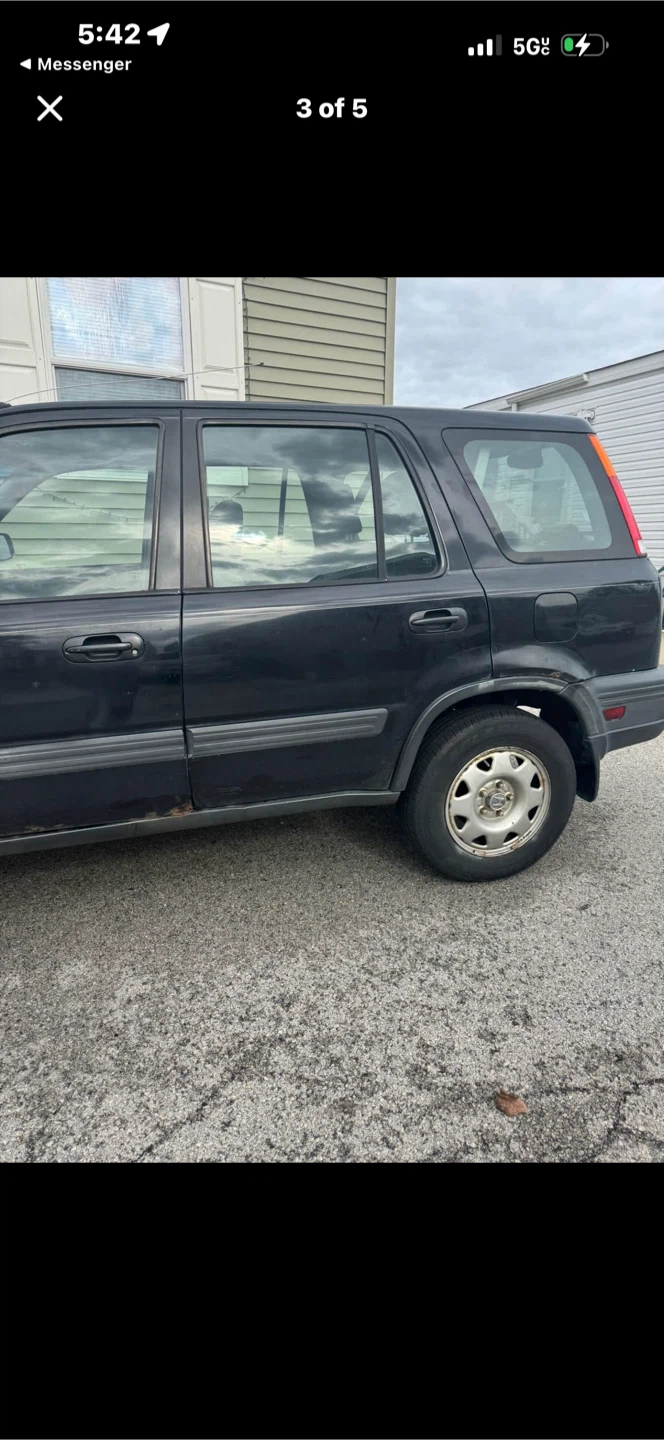 Honda CR-V SUV - photo 3