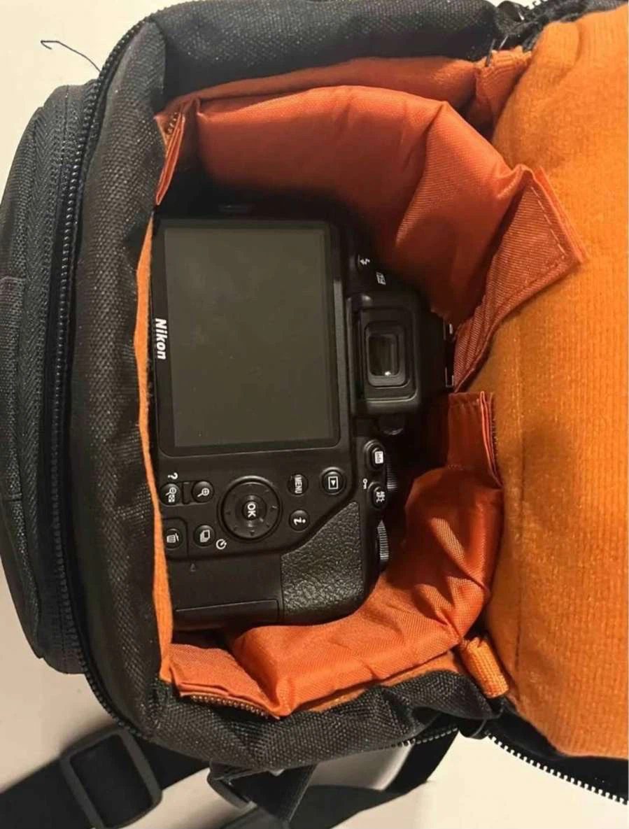 Nikon D3500 DSLR Camera with 18-55mm Lens and Bag - photo 3