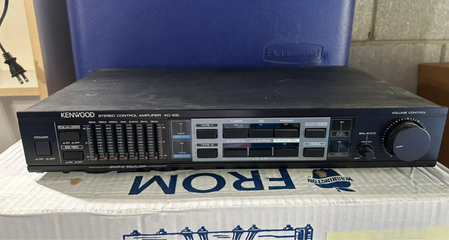 Kenwood KC-105 Stereo Control Amplifier