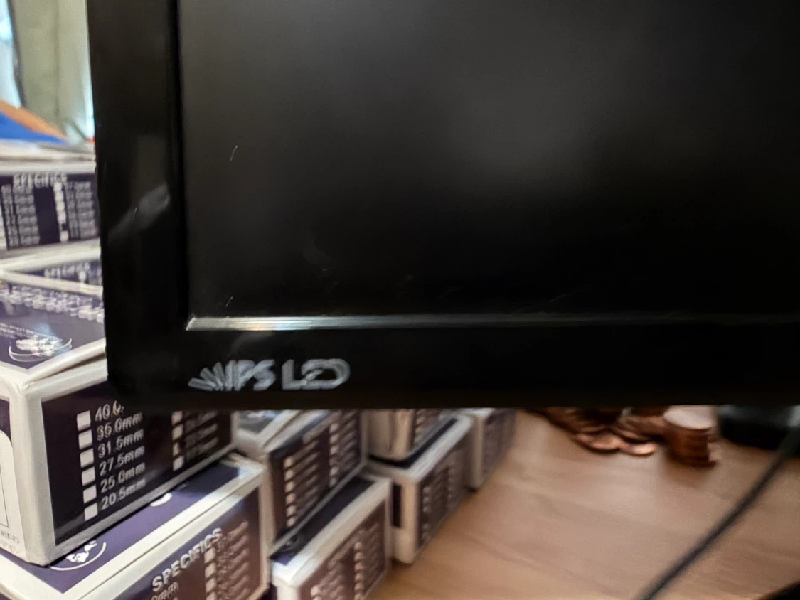 LG IPS LED Monitor 22”