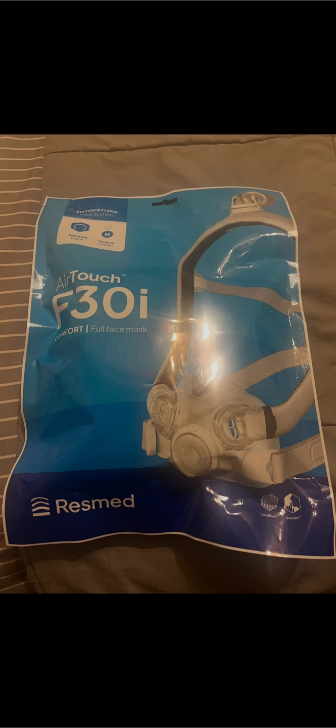 Resmed AirTouch F30i Full Face Mask - Medium Quiet air system.