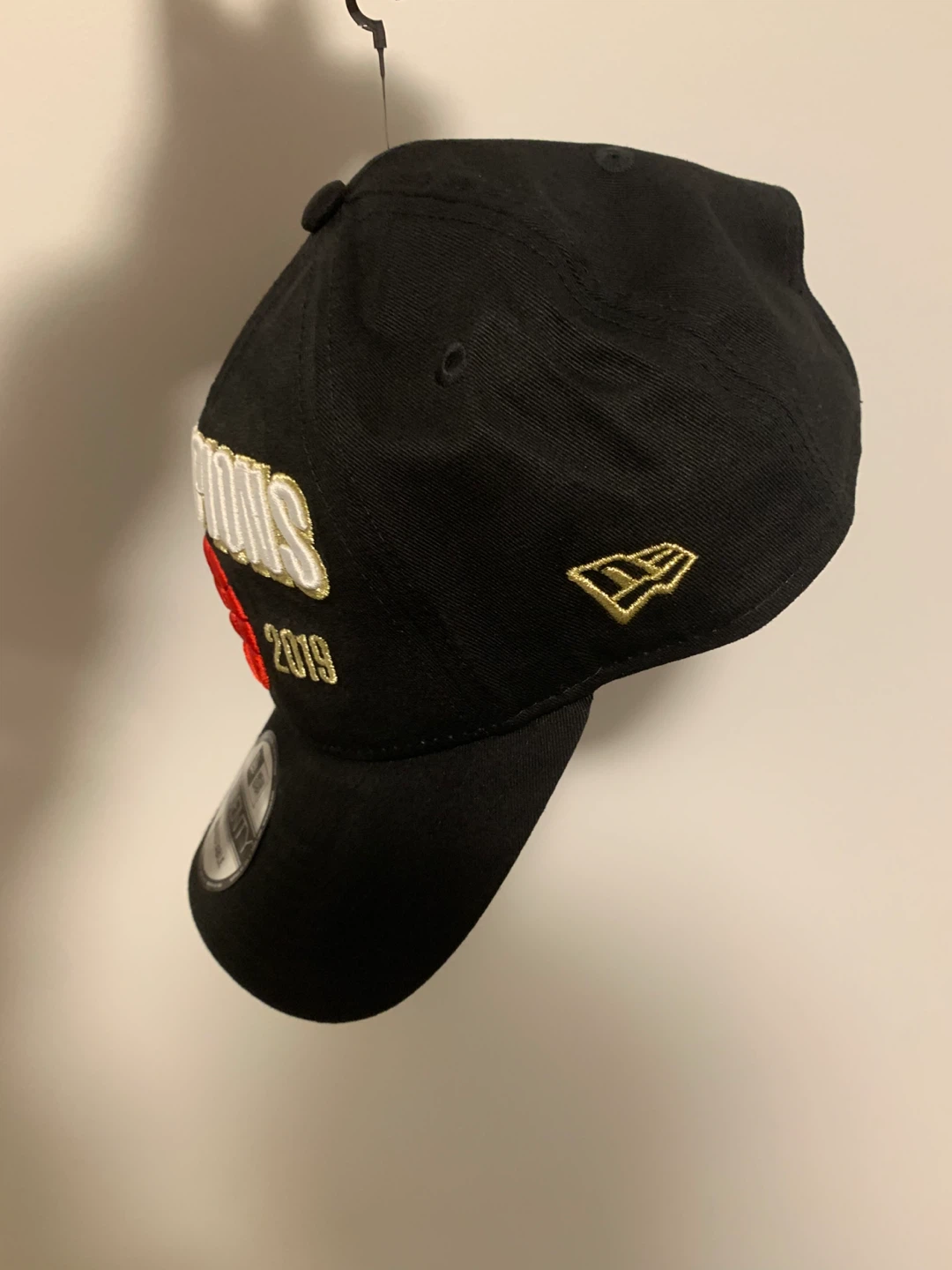 Toronto Raptors 2019 NBA Champions Hat - photo 2