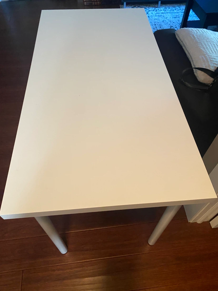 White IKEA desk - photo 5