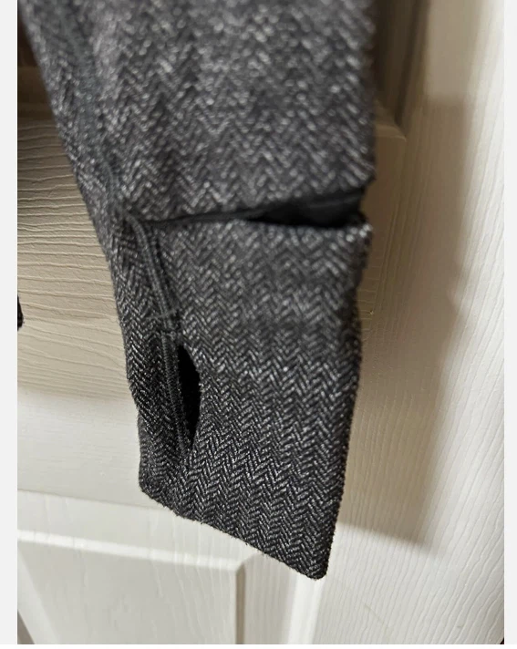 Lululemon Think Fast Long Sleeve Sz 6 Pullover - photo 3