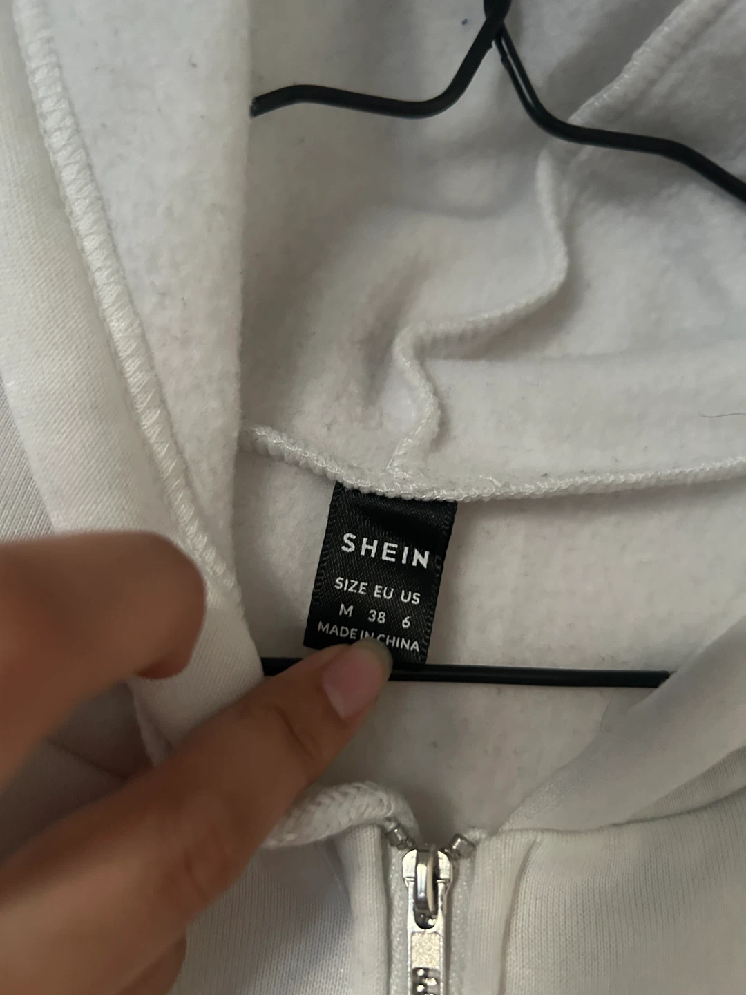 White SHEIN Cropped Zip-Up Hoodie - photo 2