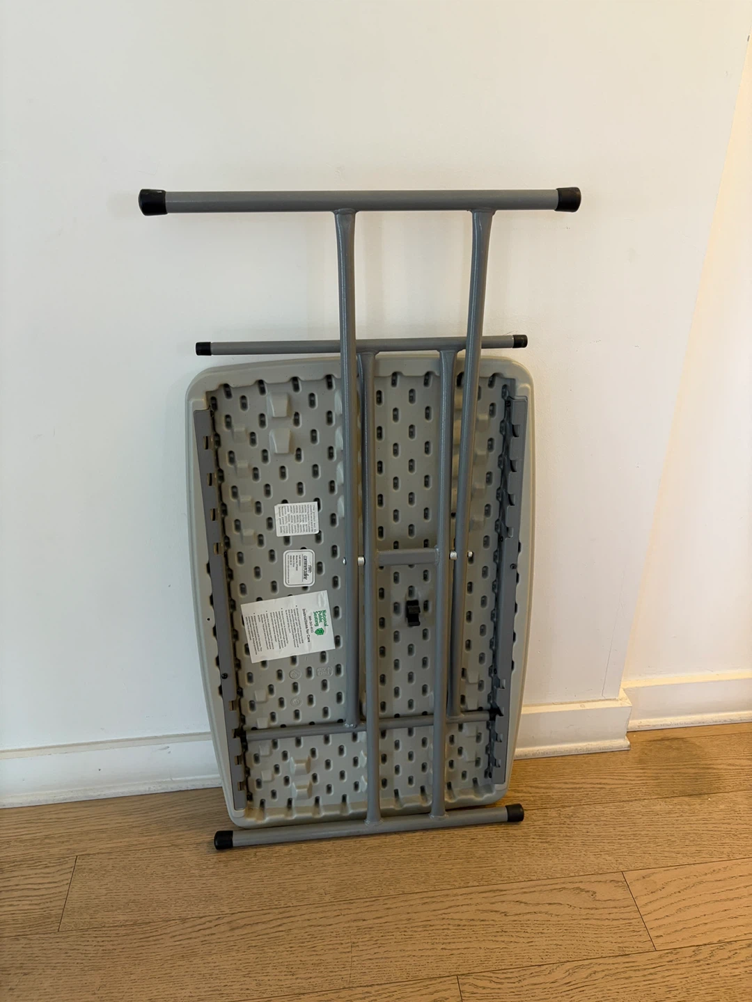 Folding Table - photo 4