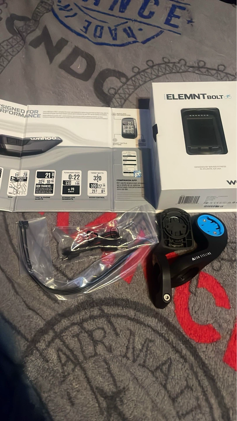Wahoo ELEMNT BOLT GPS Bike Computer