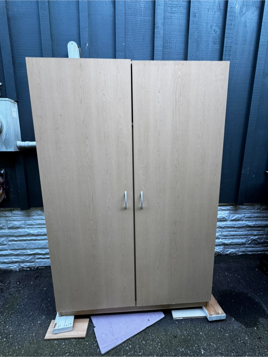 Two-door wardrobe with hanging rail - photo 2