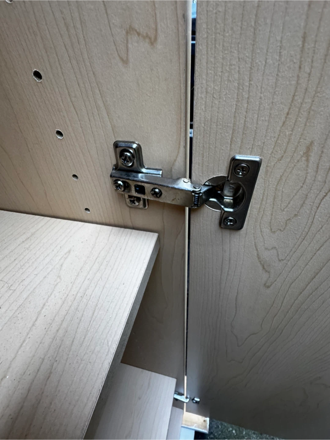Two-door wardrobe with hanging rail - photo 5