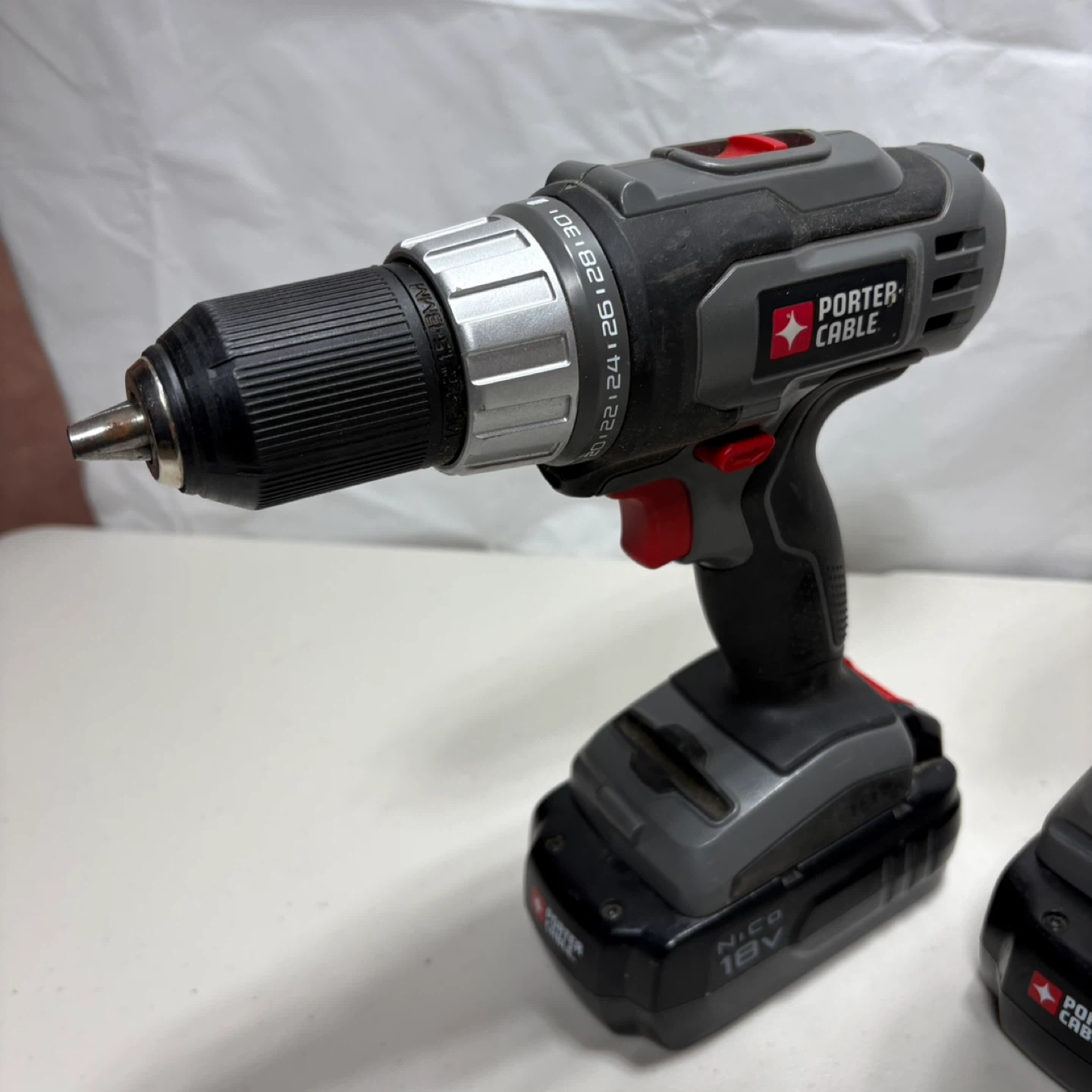 Porter-Cable PC1801D 18V Cordless Drill and impact drill - photo 2