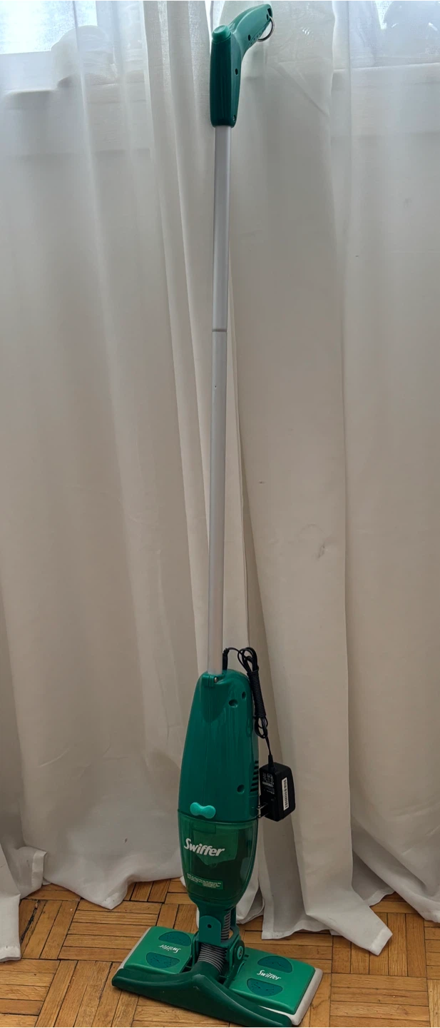 Swiffer PG3000 Wet/Dry Vacuum Mop