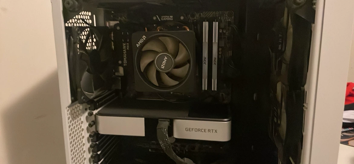 Gaming PC Ryzen 7 3800x 3060TI FE - photo 4