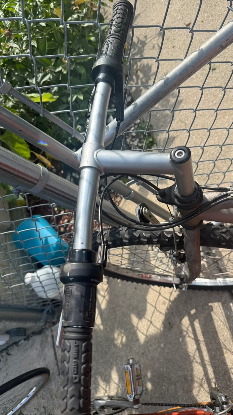 MT TRACK 830 Mountain Bike check more pictures - photo 4