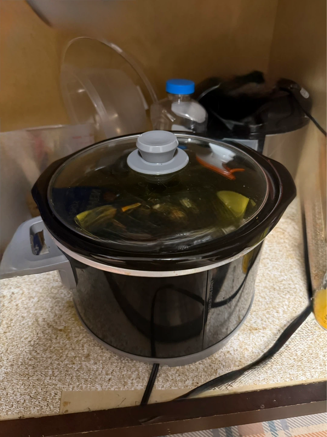 Crock pot/ slow cooker