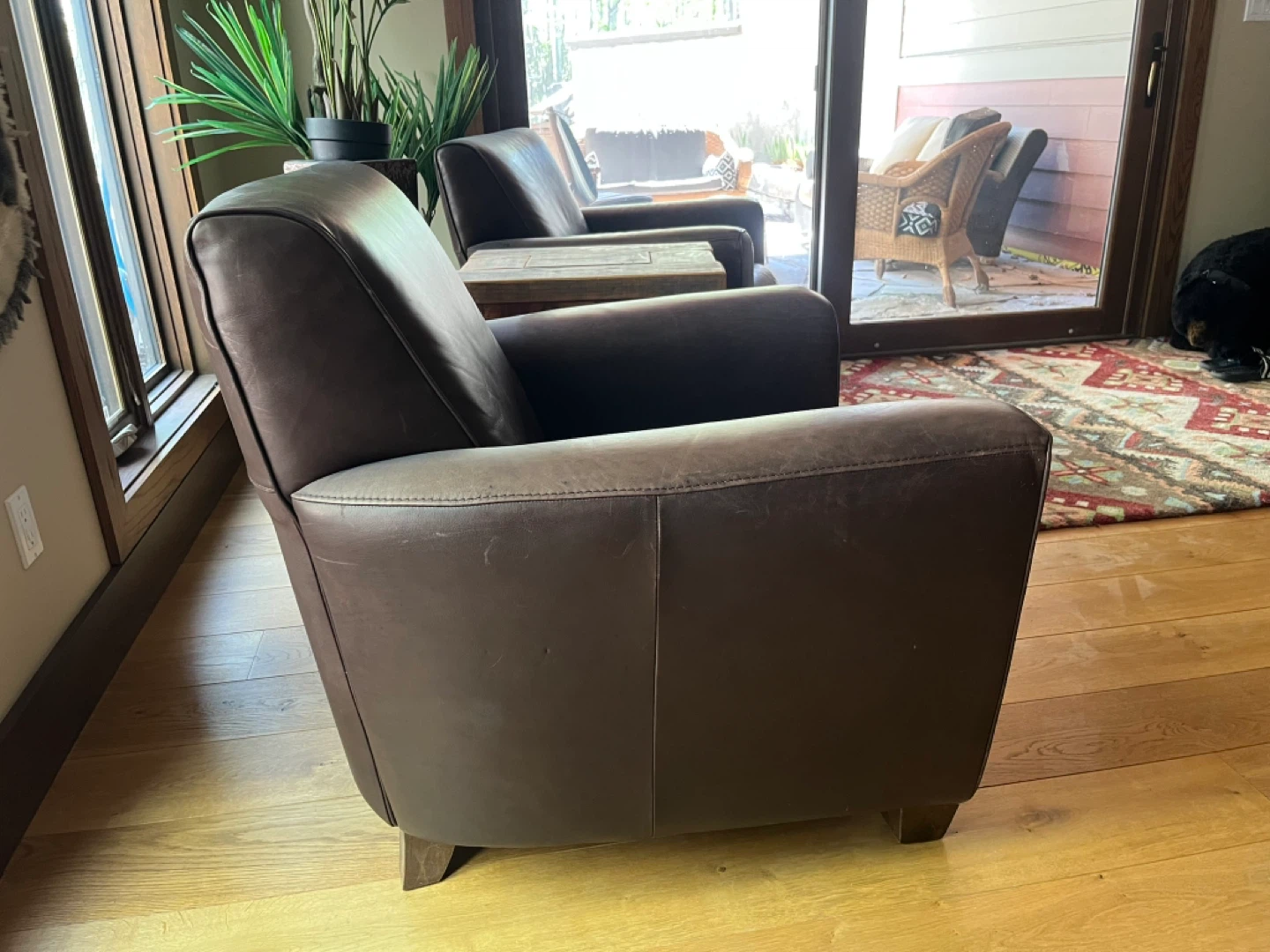 Brown Leather Armchairs - photo 2