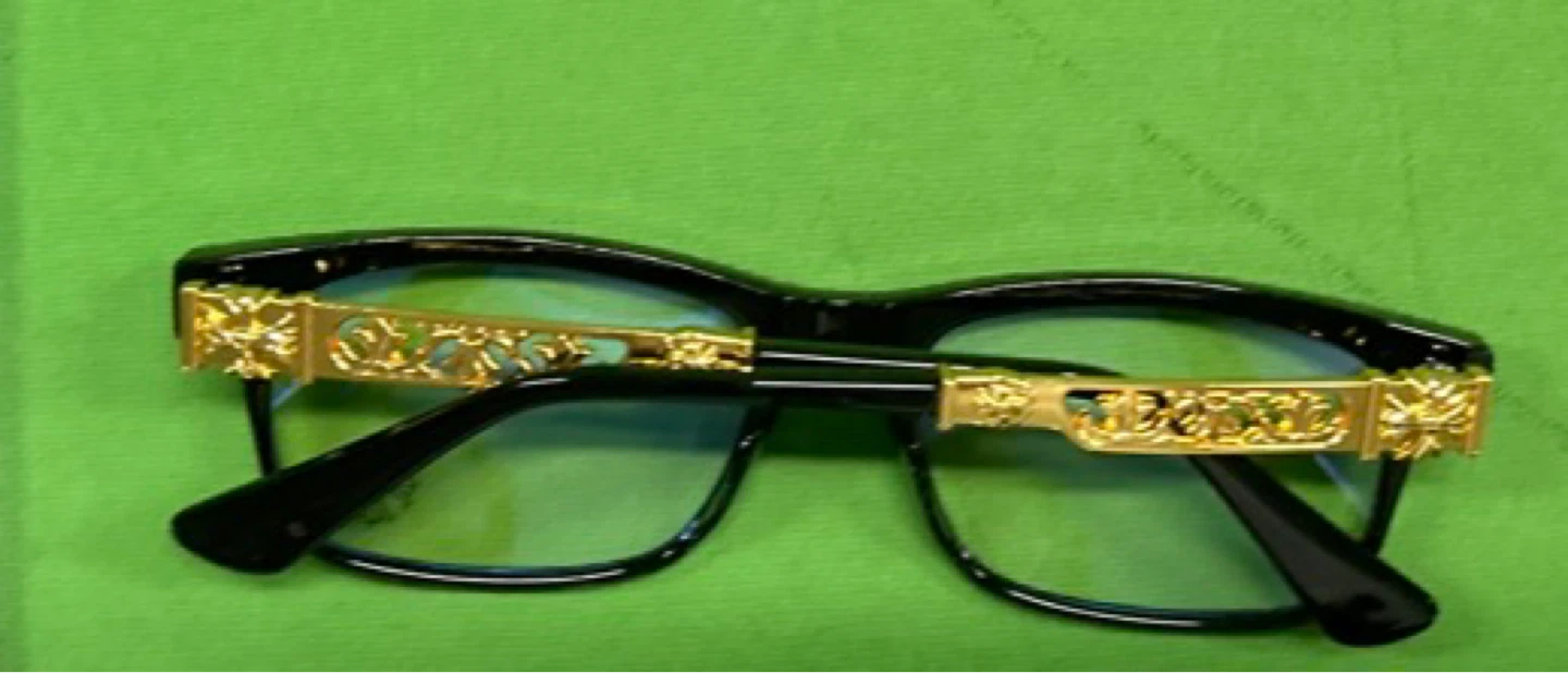 Black and gold chrome heart glasses