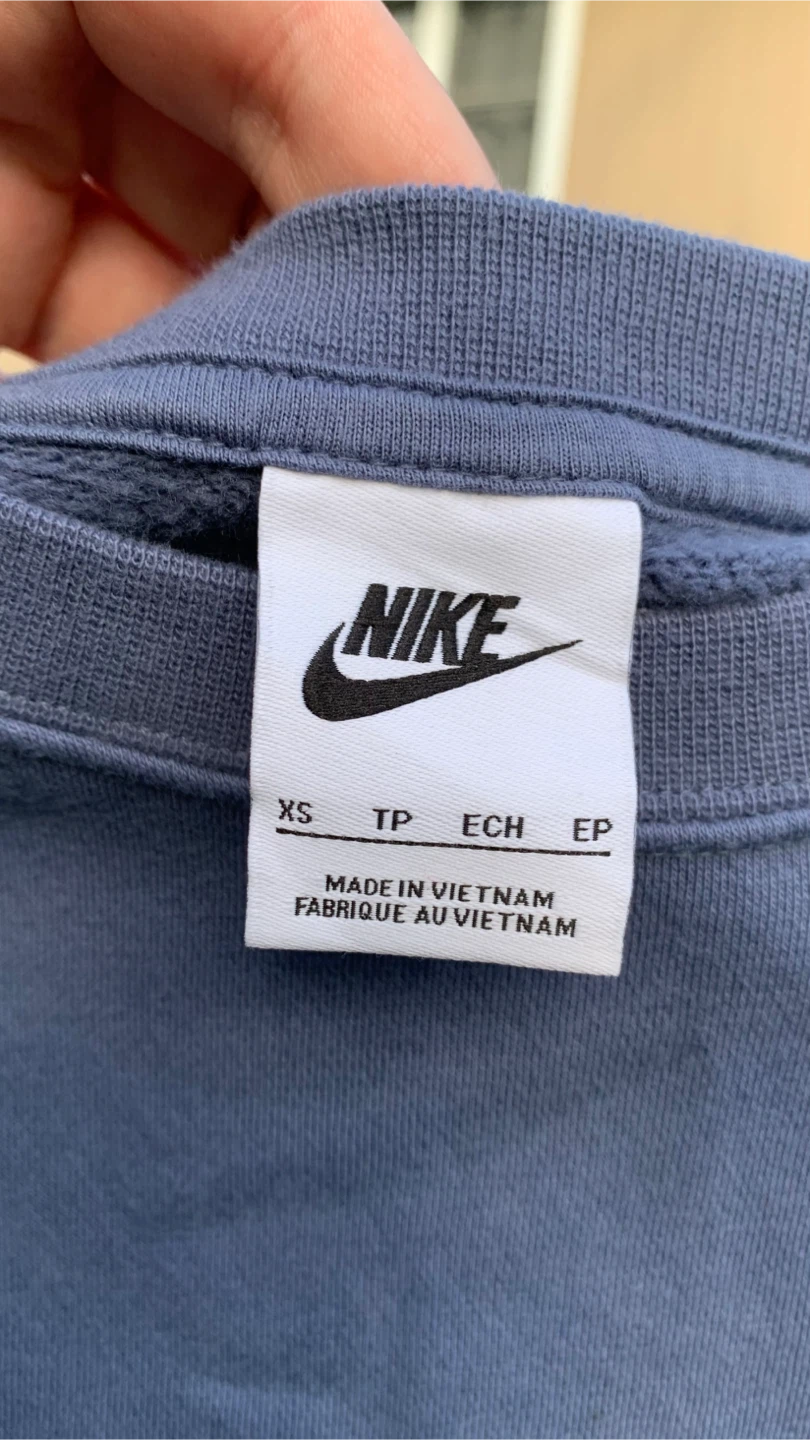 Nike Crewneck Sweatshirt - Size XS - photo 3