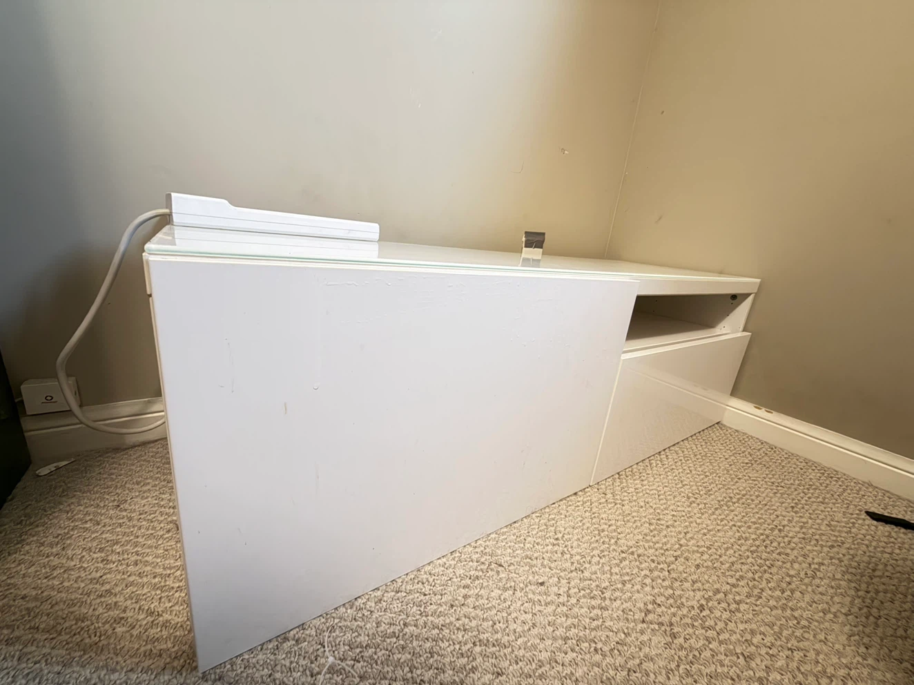 White Entertainment Unit / Media Console - photo 4