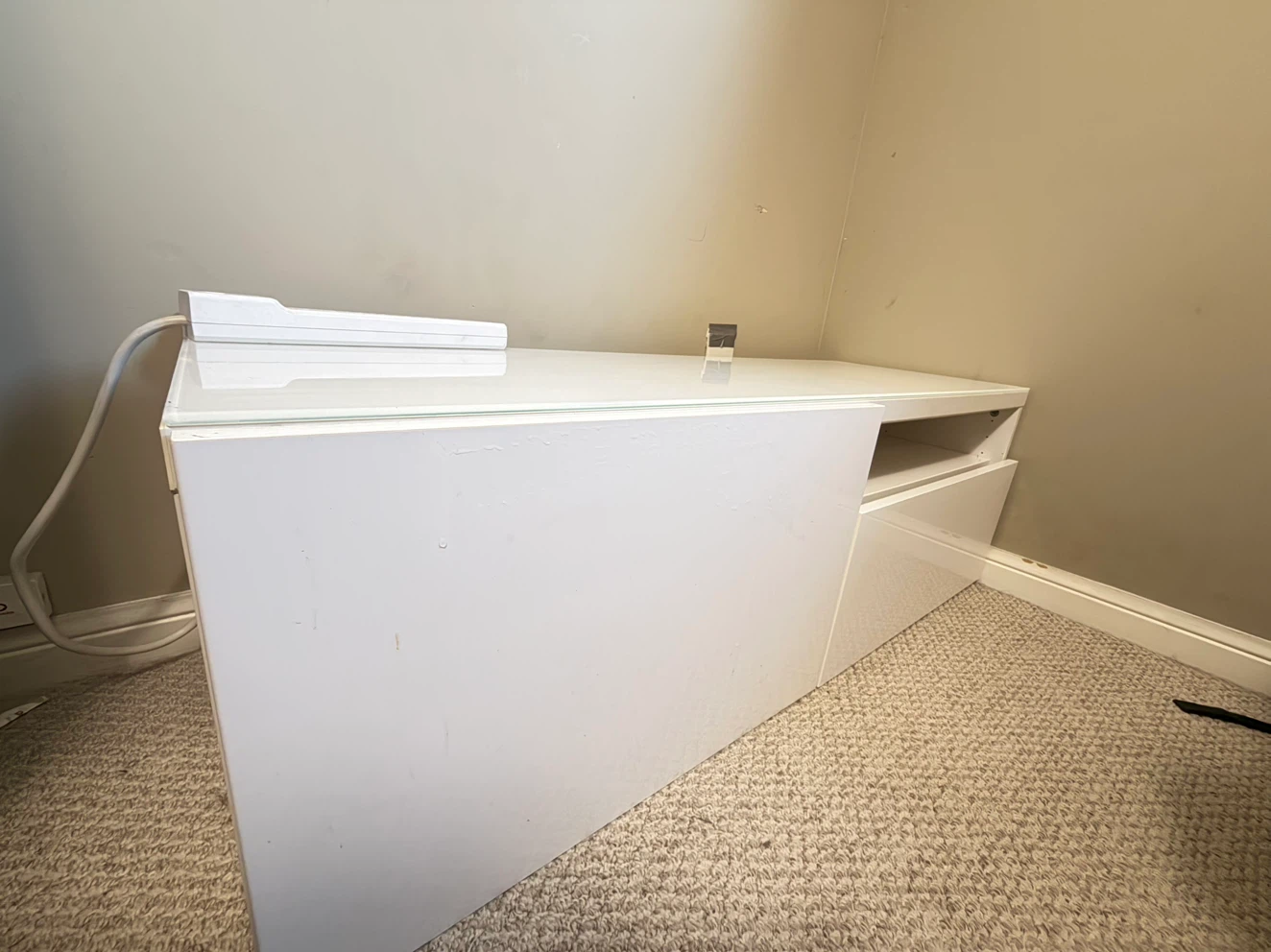 White Entertainment Unit / Media Console - photo 5