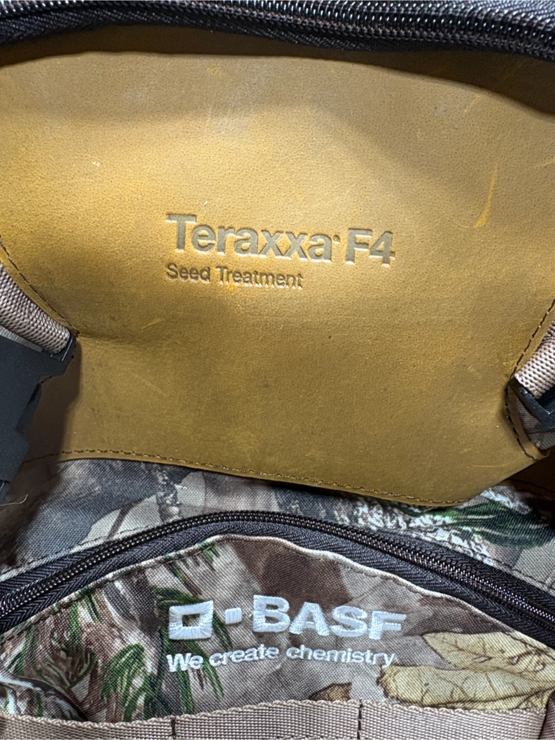 Teraxxa F4 Backpack with portable Shovel - photo 2