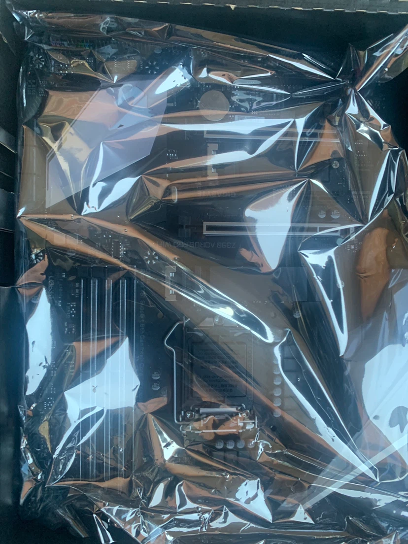 Gigabyte Z390 AORUS PRO WIFI Motherboard - photo 2