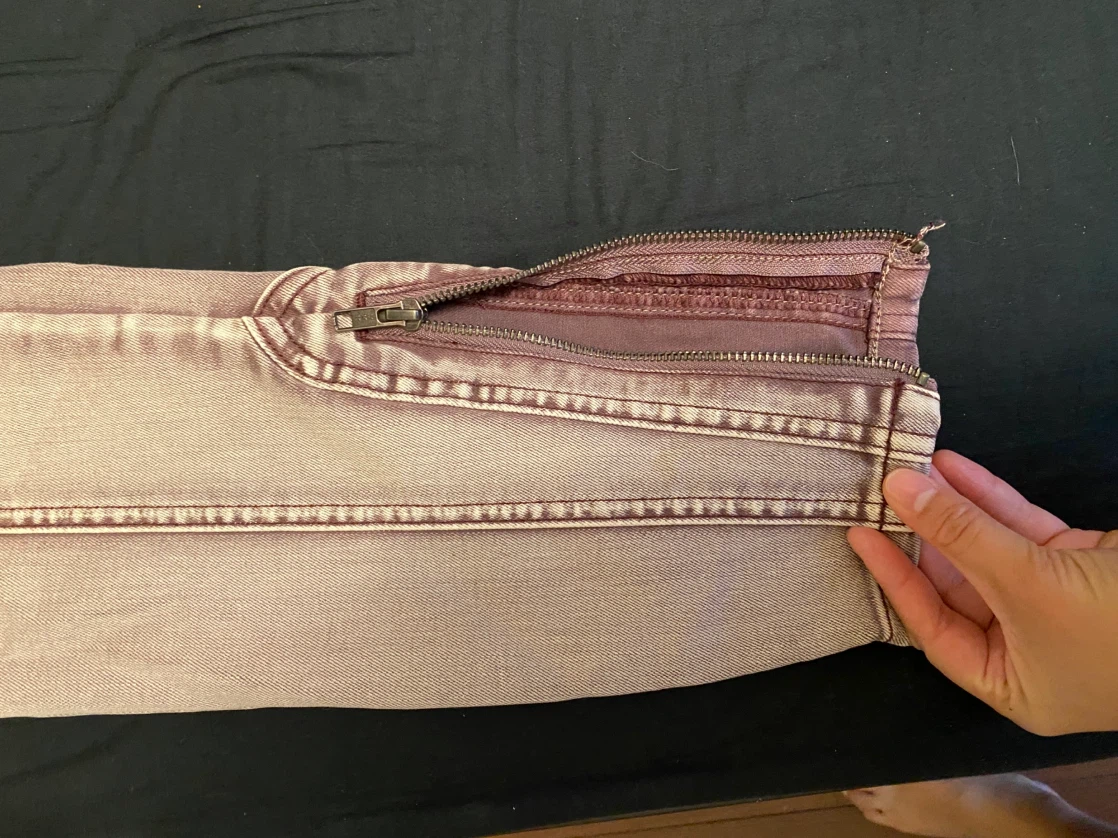 New Free people pale pink-purple jeans with zip detailing - photo 4