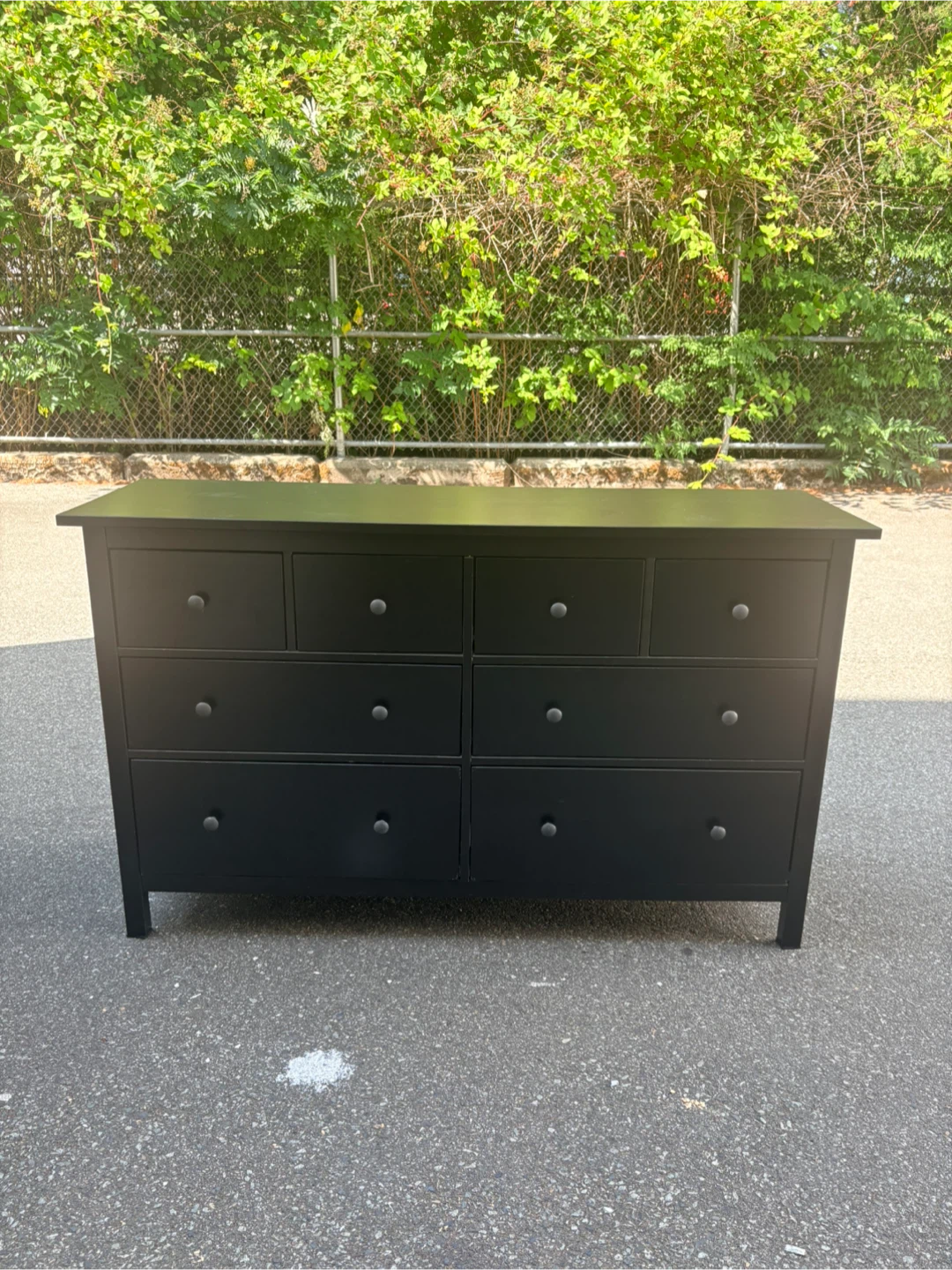 Delivery available- hamnes dresser - photo 5