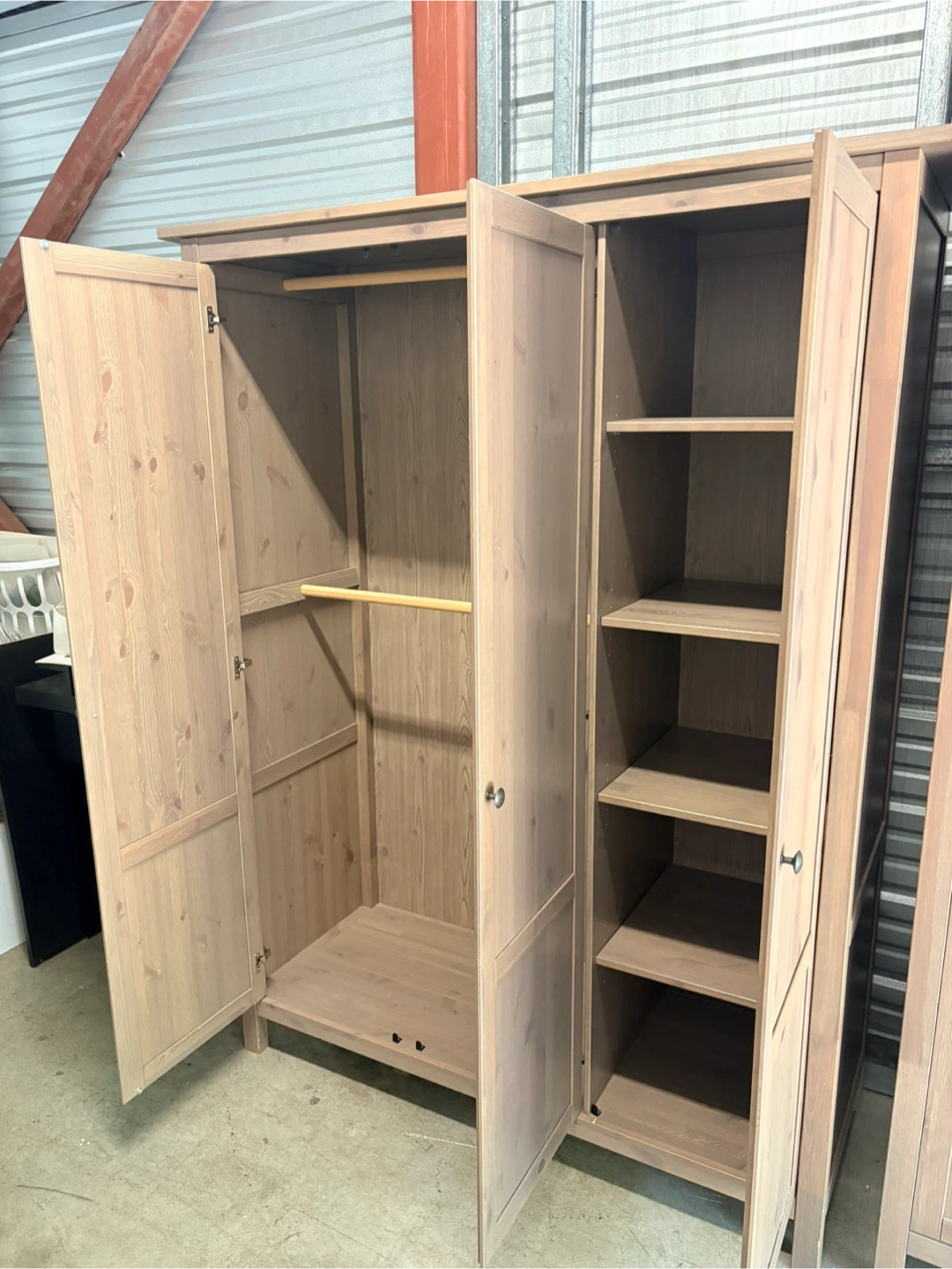 Delivery available- wardrobe or cabinets - photo 3