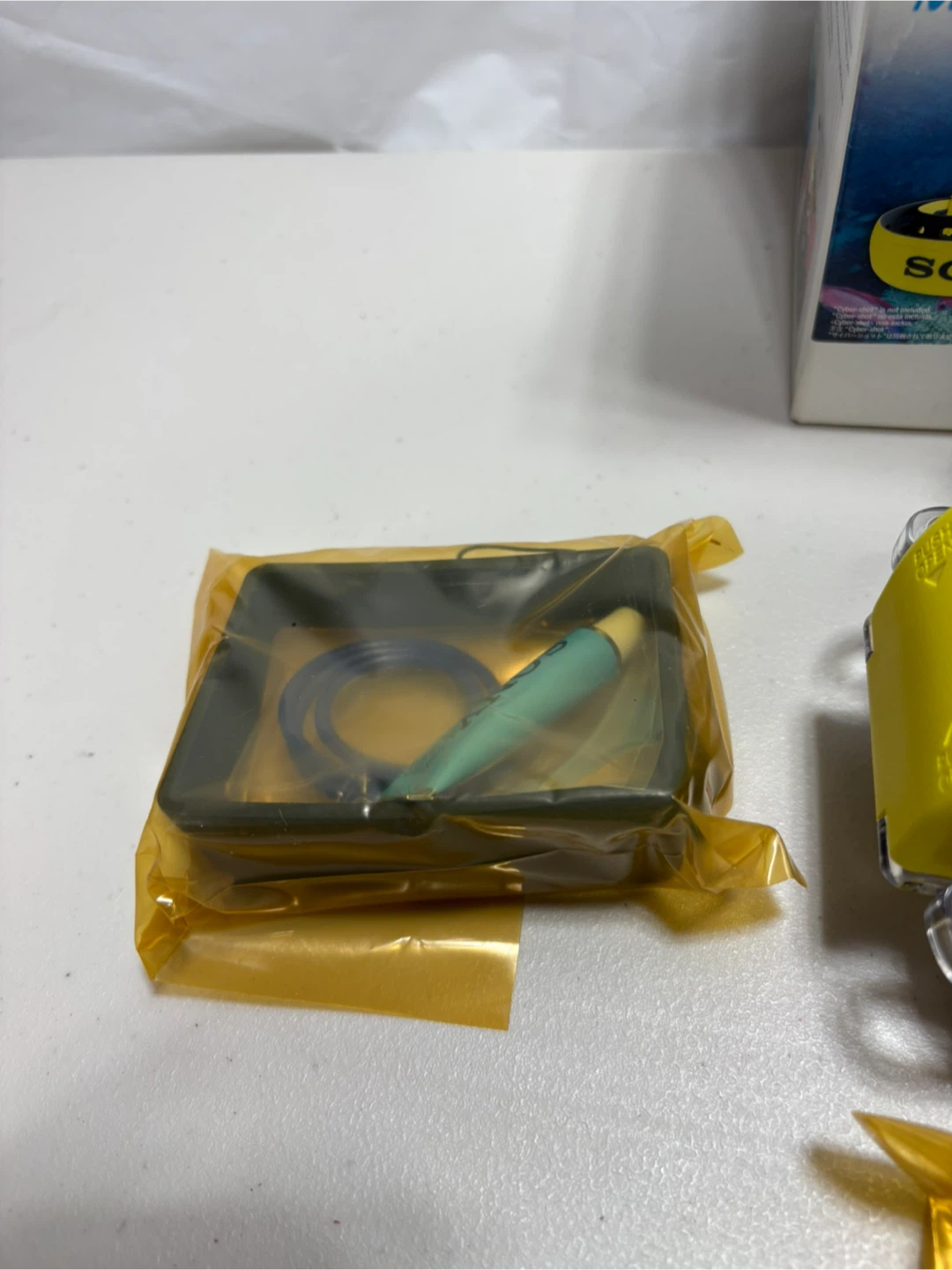 Sony MPK-THF Marine Pack Waterproof Case for Cyber-shot DSC-T300 - photo 5