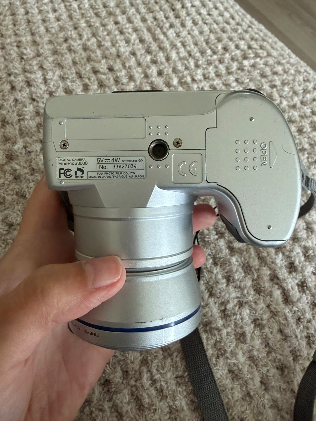 Fujifilm FinePix S3000 Digital Camera - photo 3