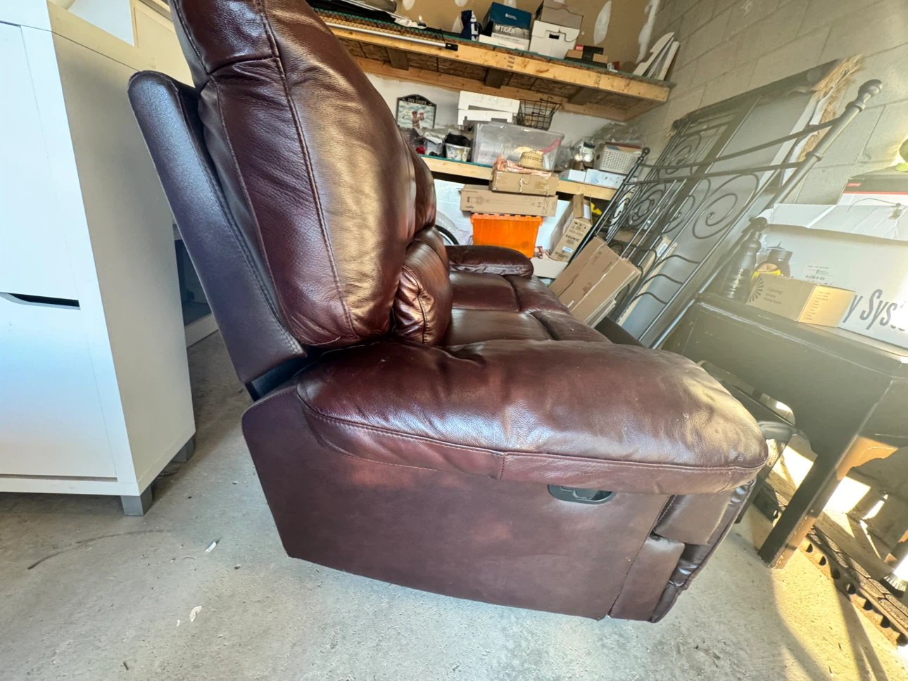 Super Comfy Brown Leather Reclining Loveseat - photo 4