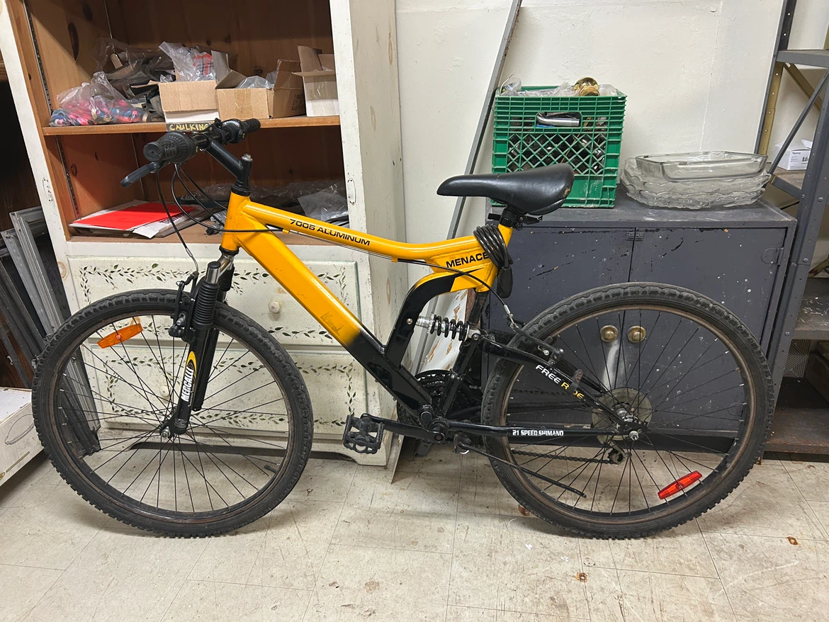 Menace 700s Aluminum Mountain Bike