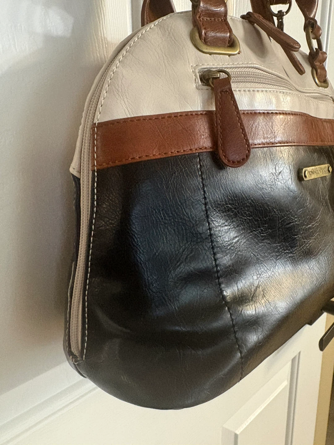 Stone Mountain 3 Colour Dome Satchel Handbag - photo 4