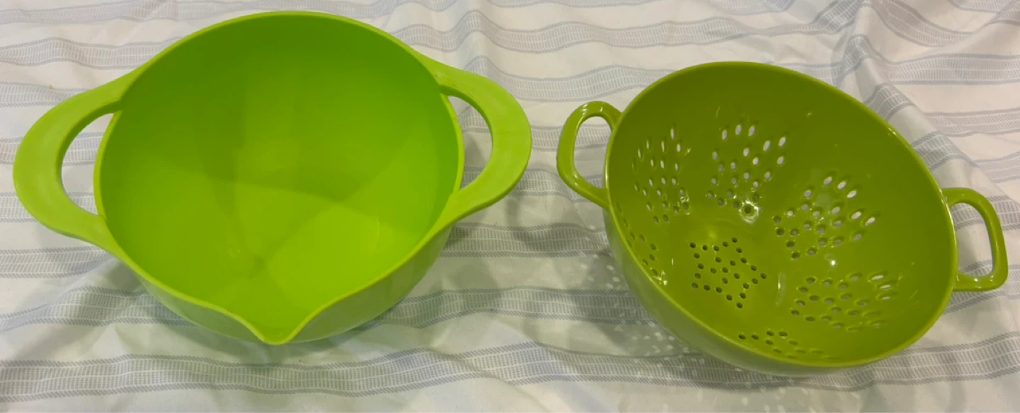 Small Lime Green Colander and Mixing Bowl Set - photo 3