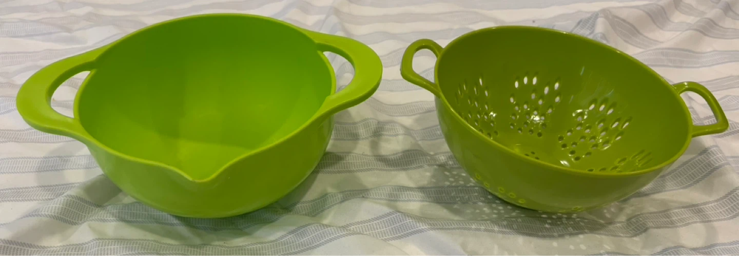 Small Lime Green Colander and Mixing Bowl Set